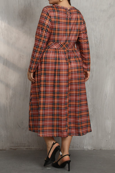 Plus Size Plaid Round Neck Long Sleeve Midi Dress